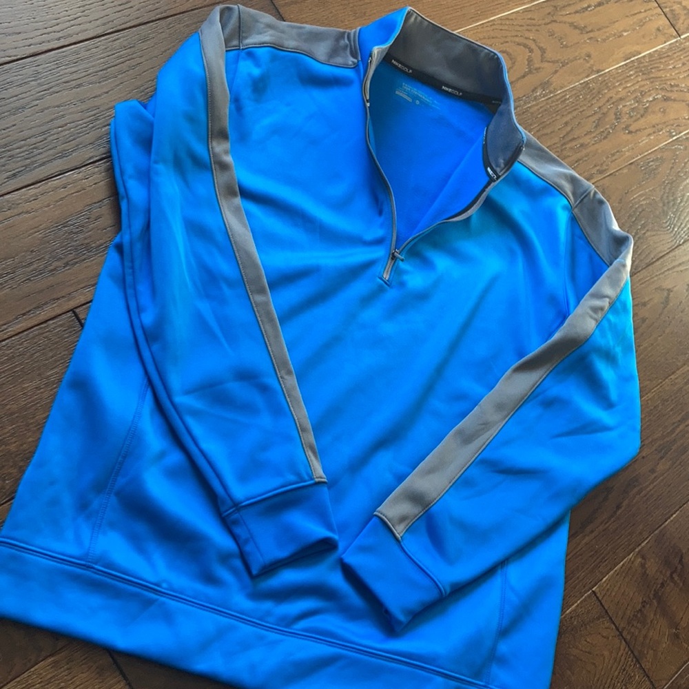 Nike golf men’s M pullover with 1/2 zipper EUC